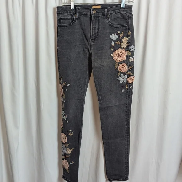 Driftwood Floral Jackie Jeans - Picture 2 of 7
